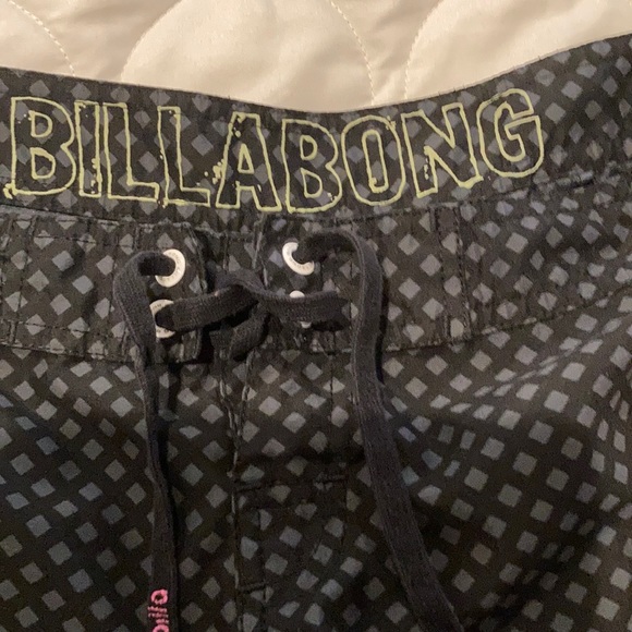 Vintage Billabong Board Shorts size 5 - Picture 3 of 7